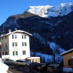 rifugio-noord-italie-orobische-alpen-roncobello-buitenkant-winter-5